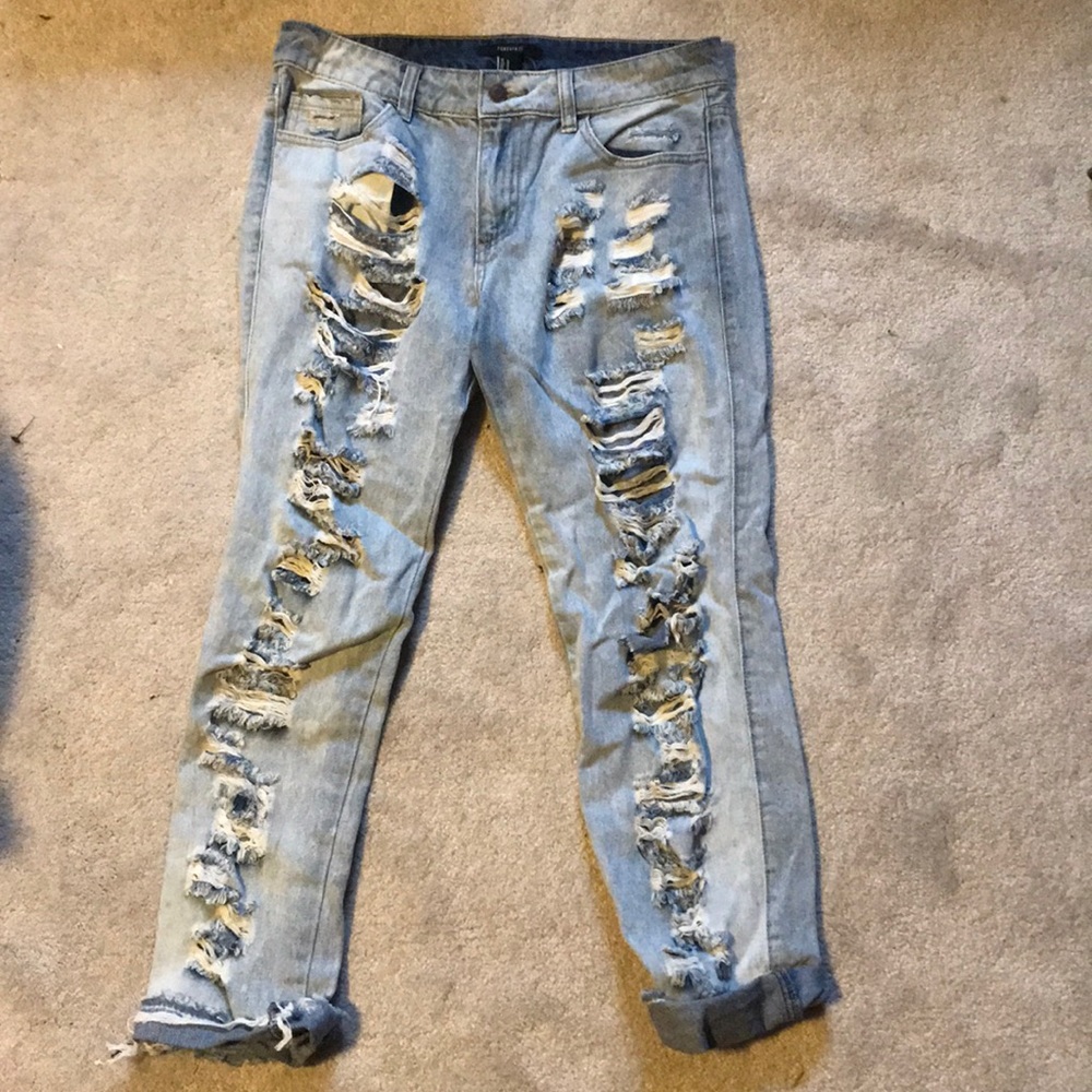 Distressed boyfriend jeans